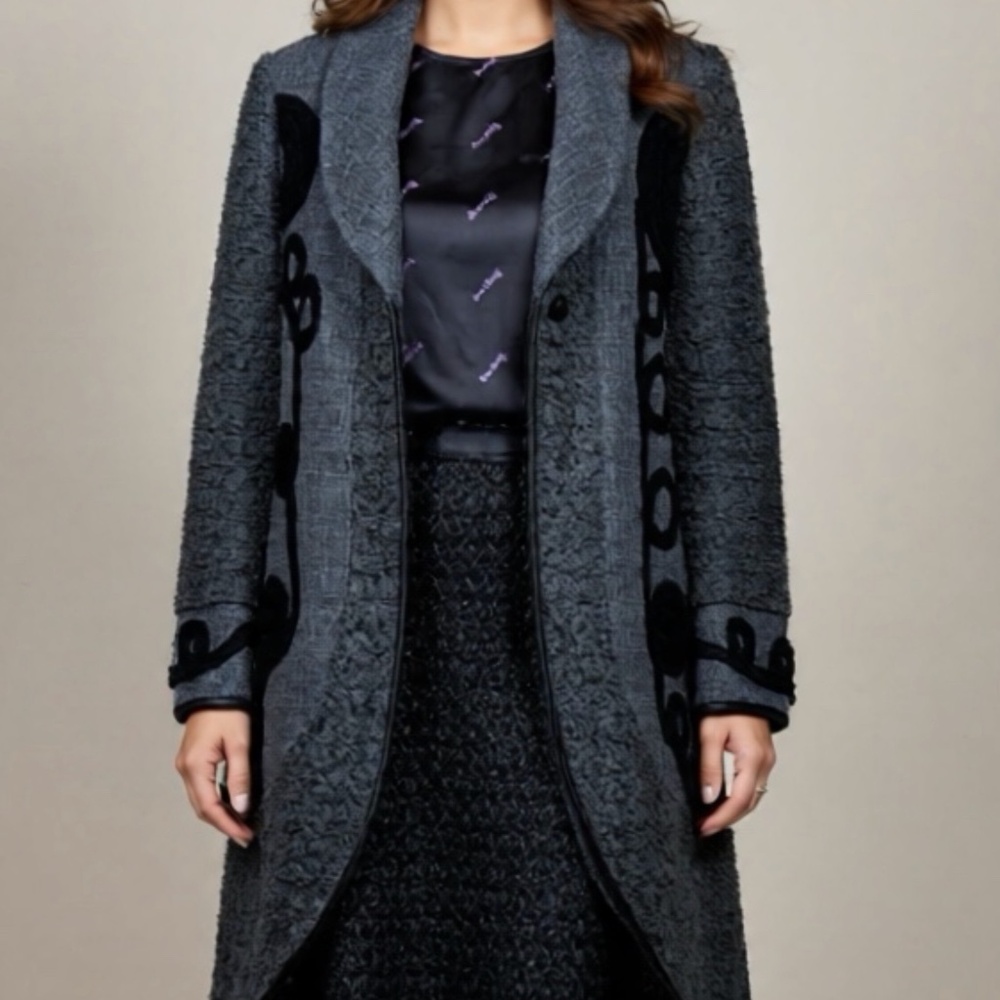 Joseph Ribkoff Coat Womens Size 15 Grey Embroidered Boucle Long Line Wool Blend